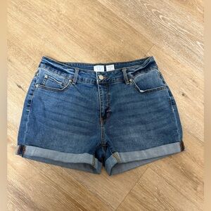 Time and Tru Denim Shorts Woman Size 12 Cuffed Mid Rise